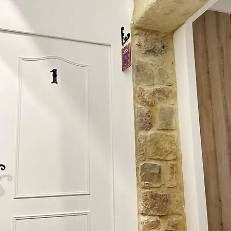 Elegant*epoxy*design&decor Apartment